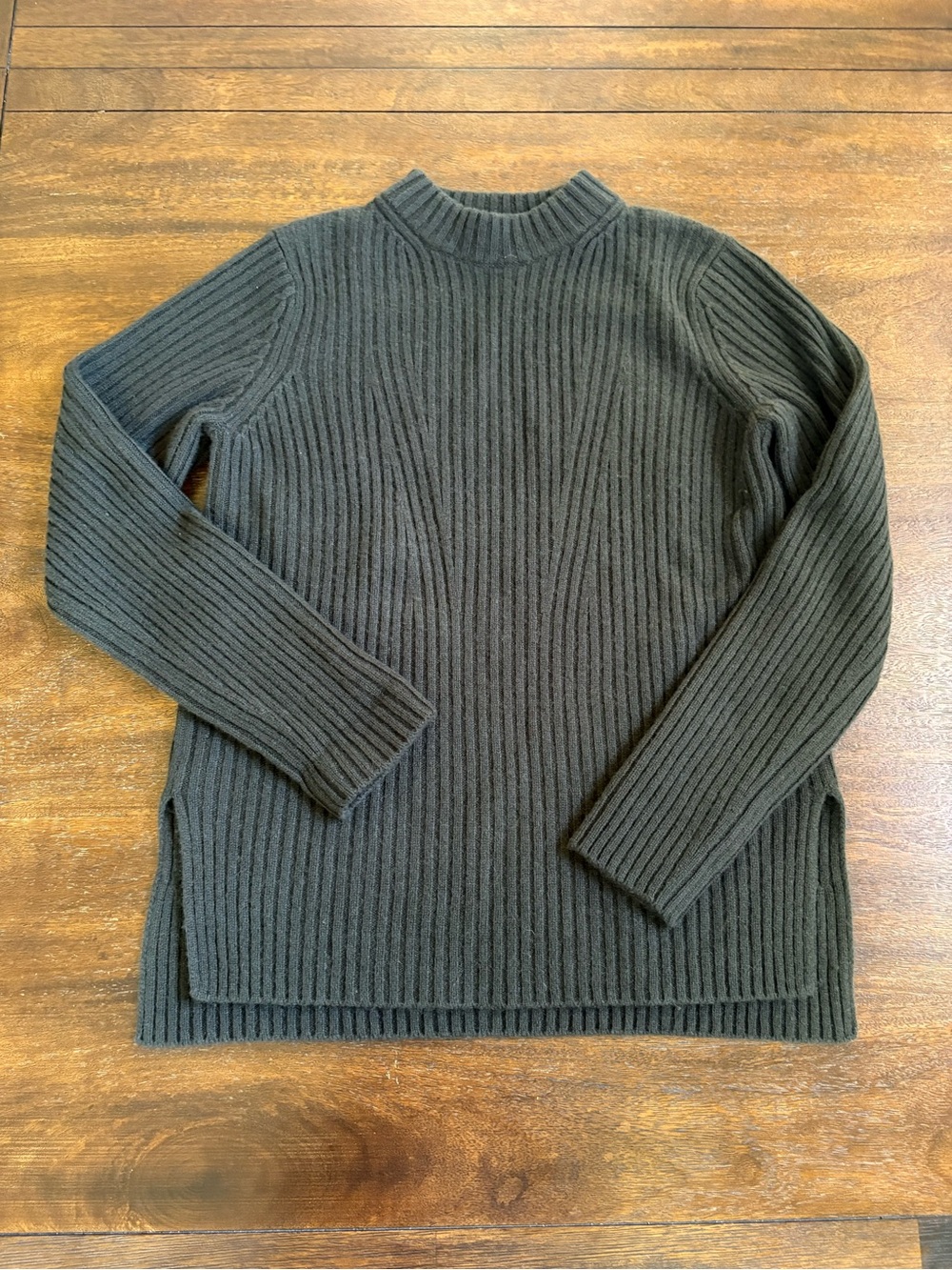 VINCE Ribbed Wool & Cashmere Mock Neck Sweater Size Small Olive Green MSRP $365 - Picture 1 of 9